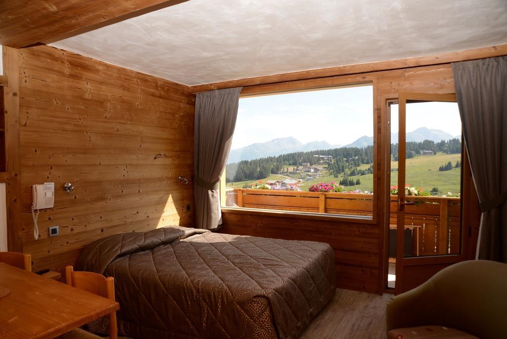 ليه سيزيه Hotel Le Very المظهر الخارجي الصورة
