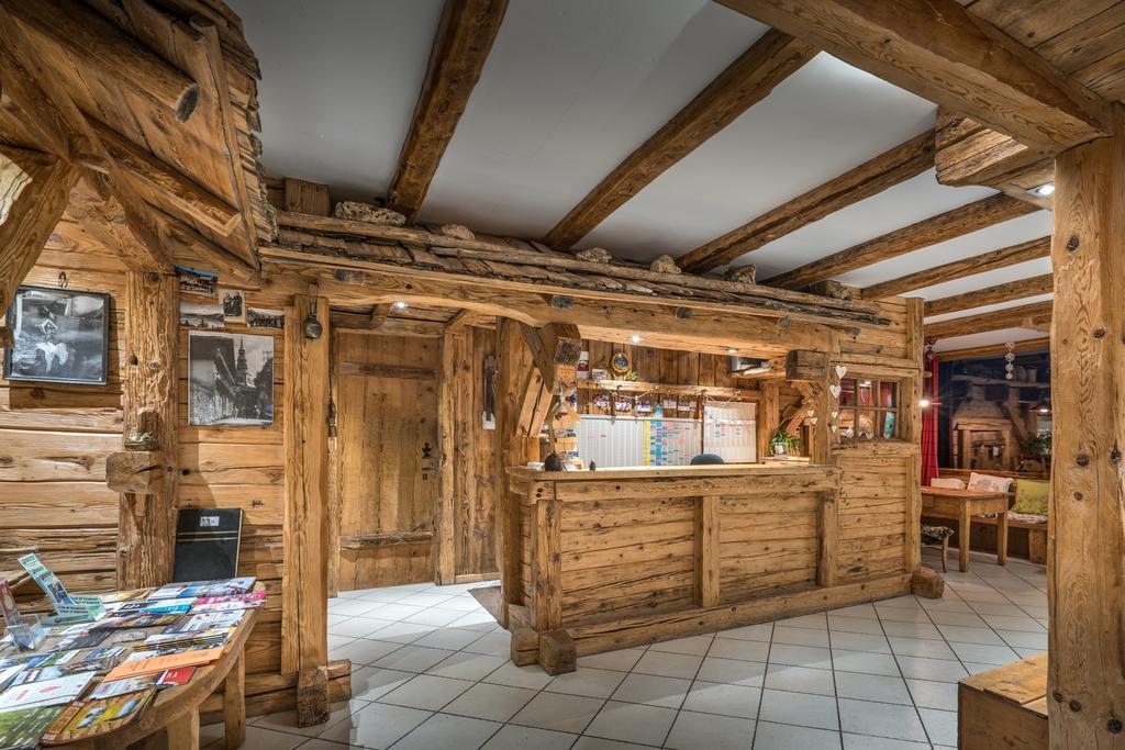 ليه سيزيه Hotel Le Very المظهر الخارجي الصورة