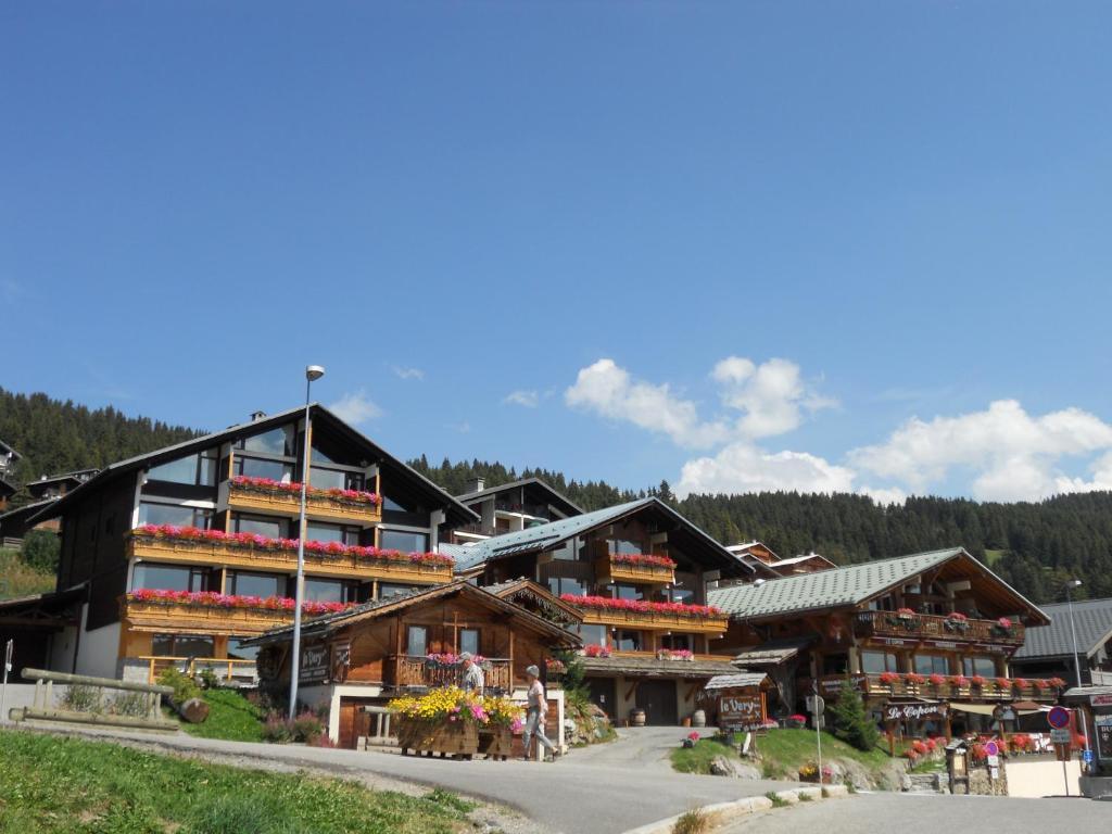 ليه سيزيه Hotel Le Very المظهر الخارجي الصورة
